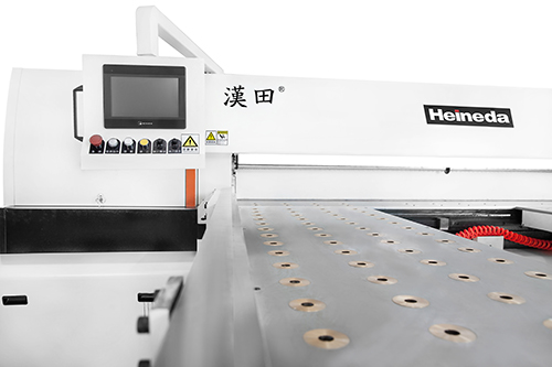 HL-8B 半自动铝板锯切机